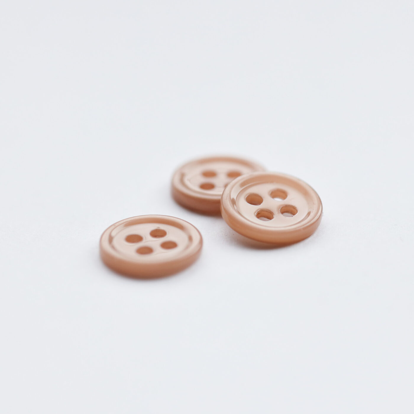 Bliss Buttons Maple Mm Atelier Brunette