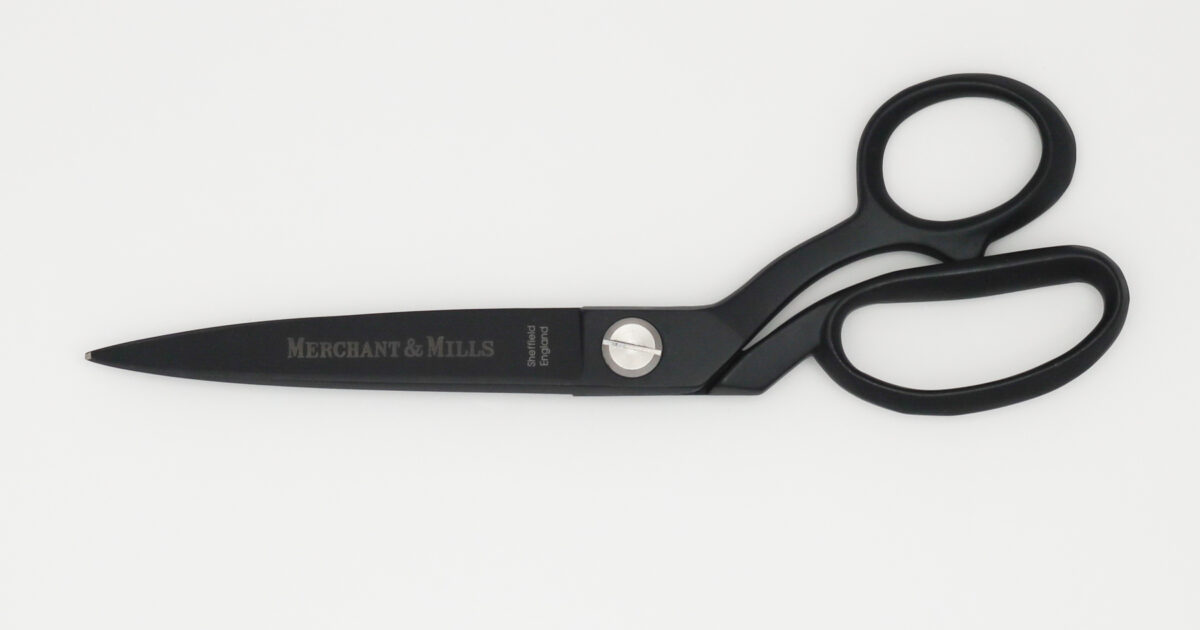 Matt Black 10″ Scissors | Merchant&Mills | 内田ミシン商会