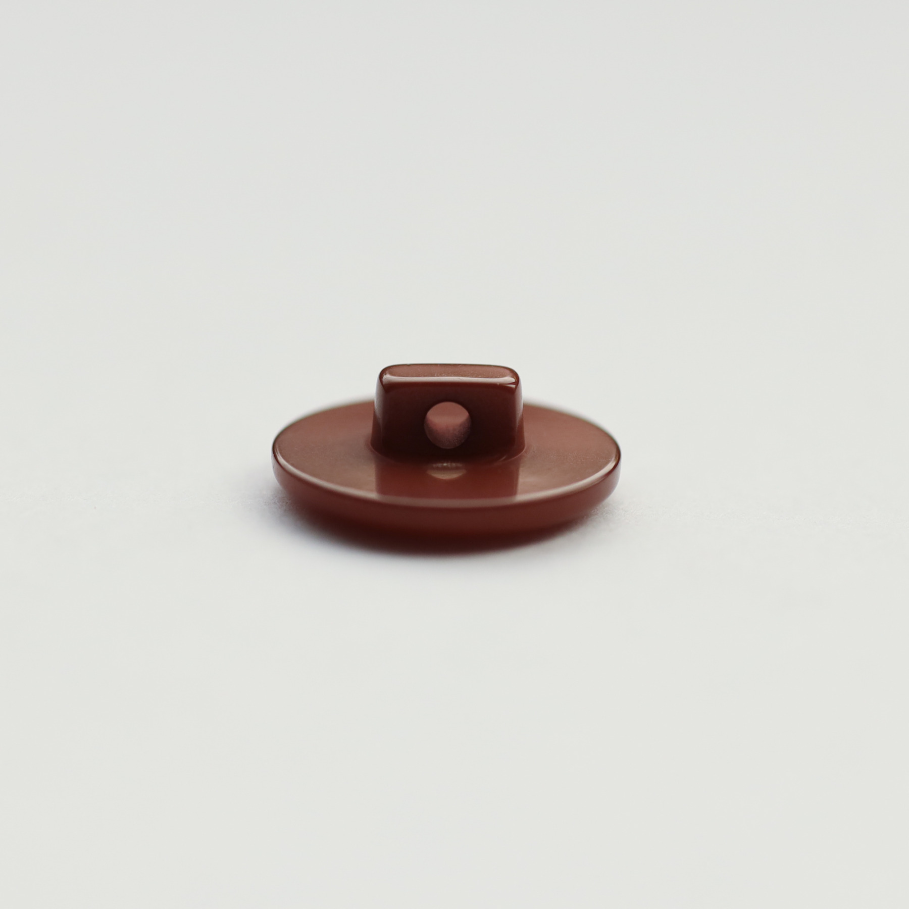 Swing Buttons - Chestnut (15mm)
