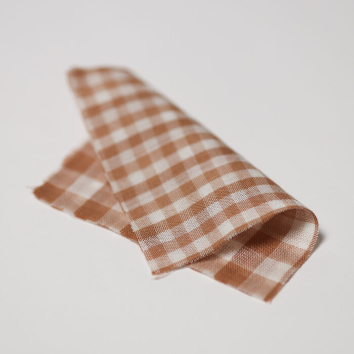 Gingham - Off-White & Maple