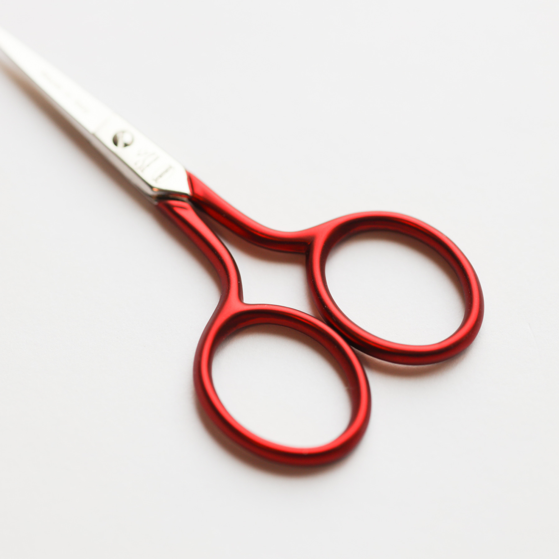 Embroidery Scissors - Soft Touch (9cm)