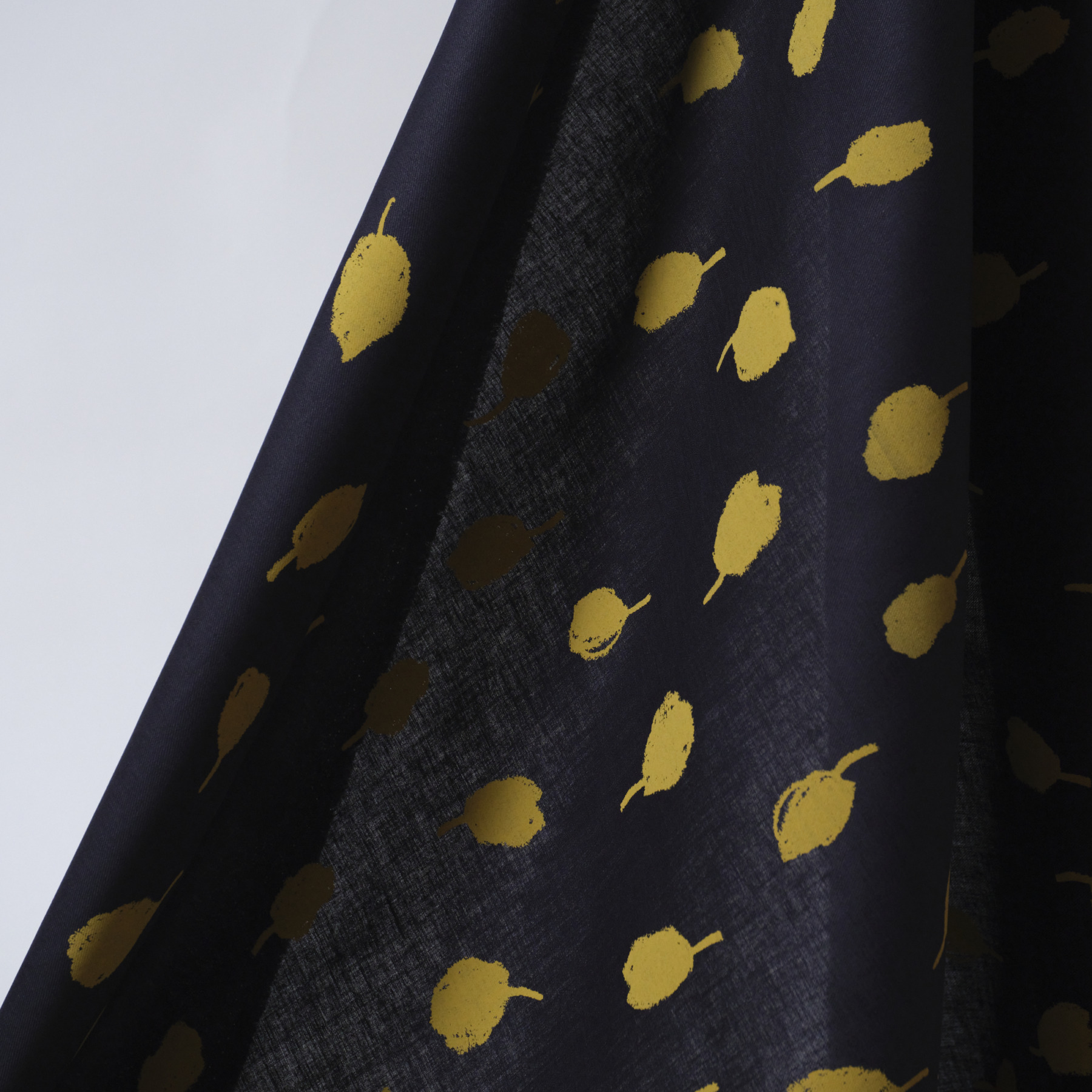 Daruma Fabric / Chamomile - Navy × Mustard